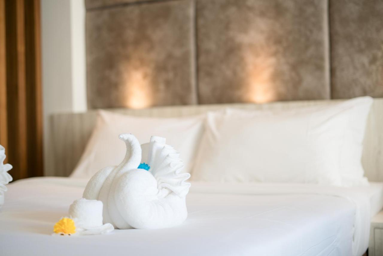 Destinaation Patong Boutique Hotel By The Sea Exterior foto